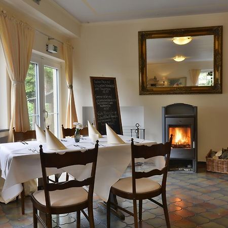 Waldhotel Im Wiesengrund 후트겐발트 외부 사진