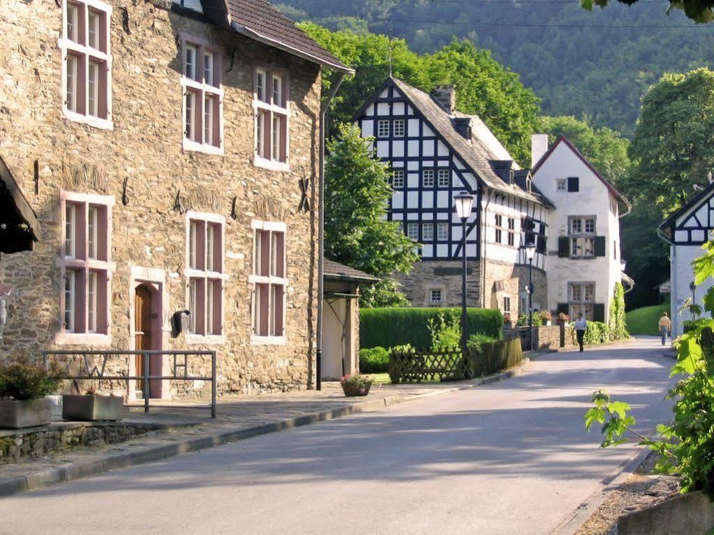 Waldhotel Im Wiesengrund 후트겐발트 외부 사진